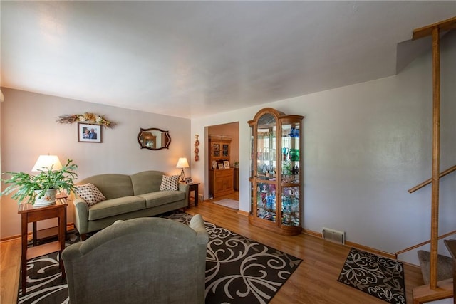 141 Orr Ave, Oklahoma Boro, PA 15613 - photo 3