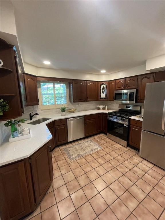 132 Sylvania Dr, South Park, PA 15236 - photo 10