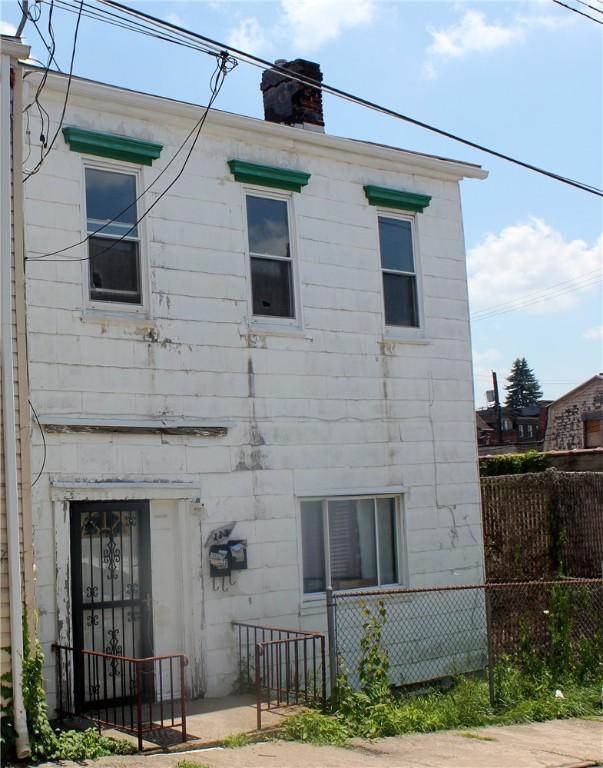 132 John St, Mount Oliver, PA 15210 - photo 1