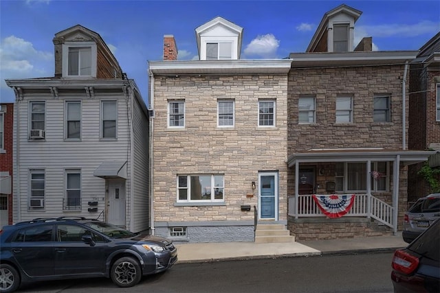 3943 Howley St, Lawrenceville, PA 15224 - photo 1