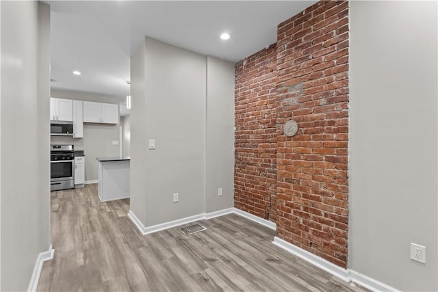 3104 Lyon St, Schenley Heights, PA 15219 - photo 13
