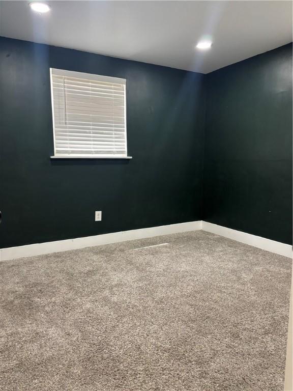 3906 Meadowbrook Blvd, Brentwood, PA 15227 - photo 16