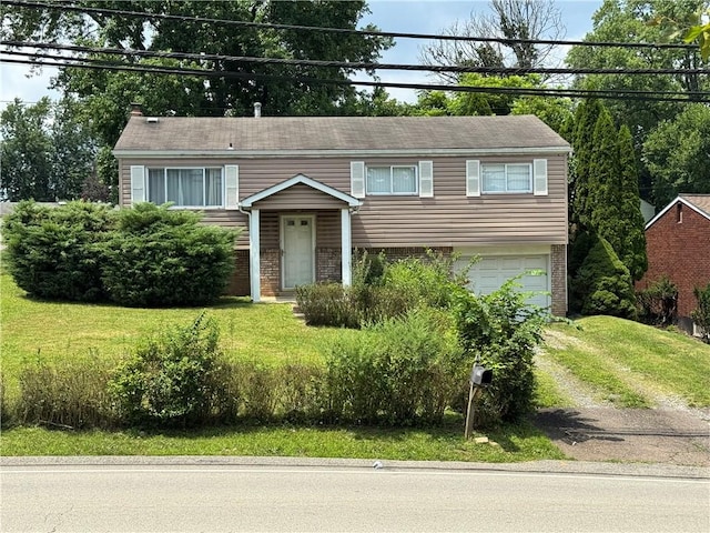 1705 Universal Rd, Penn Hills, PA 15235 - photo 1