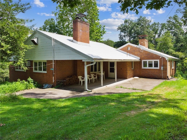 409 Valencia Rd, Adams Twp, PA 16046 - photo 1