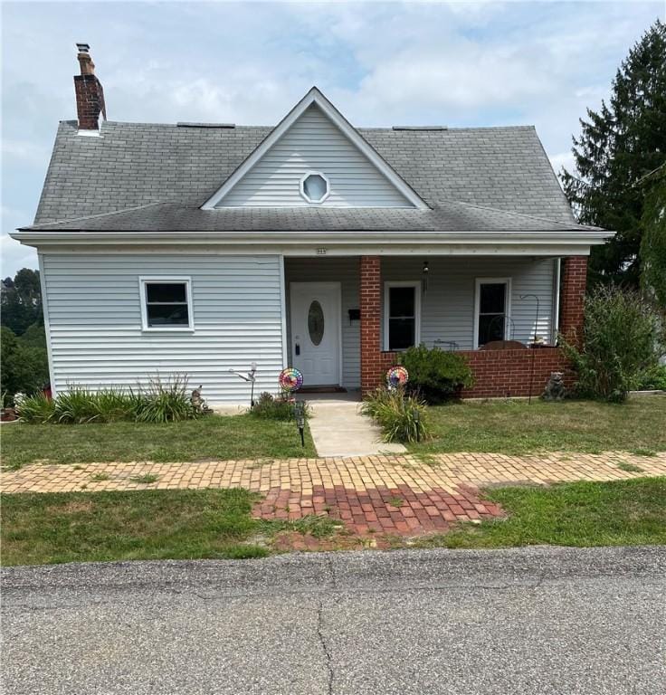 308 Station St, Mcdonald, PA 15057 - photo 1