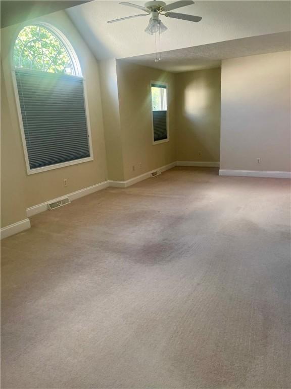 609 Imperial Dr, Findlay Twp, PA 15126 - photo 9