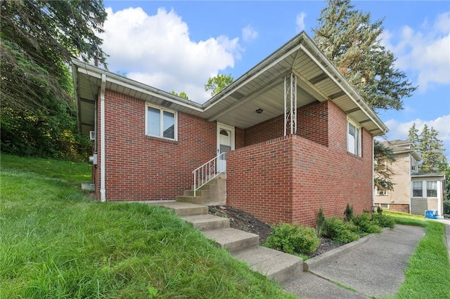 448 Old Pike St, North Strabane, PA 15317 - photo 1