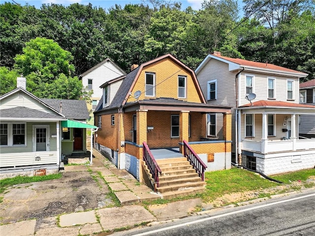 557 Larimer Ave, Turtle Creek, PA 15145 - photo 2