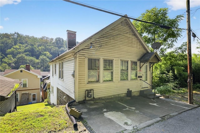 558 Stewart St, Turtle Creek, PA 15145 - photo 1