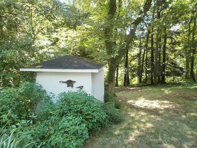 111 Mckenney Dr, Brighton Twp, PA 15009 - photo 9