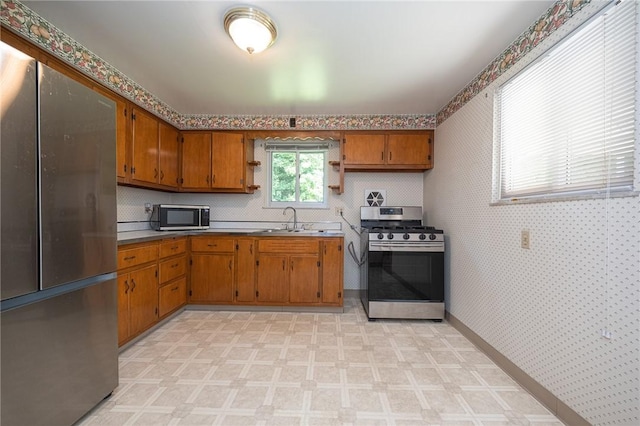 244 Herbst Rd, Kennedy Twp, PA 15108 - photo 10