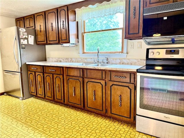 1142 Apples Mill Rd, West Newton, PA 15089 - photo 8