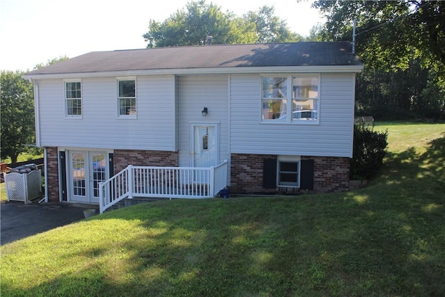 311 Chestnut Dr, Center Twp, PA 16001 - photo 1