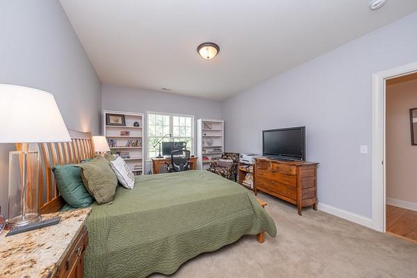 712 Glengarry Ct, Plum Boro, PA 15239 - photo 22