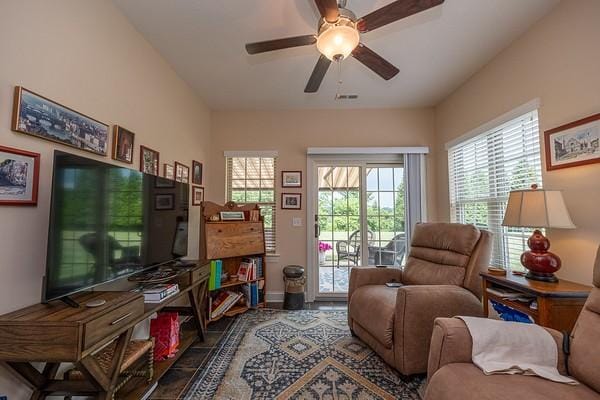 712 Glengarry Ct, Plum Boro, PA 15239 - photo 11