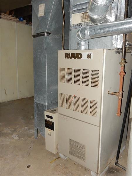 view of utility room