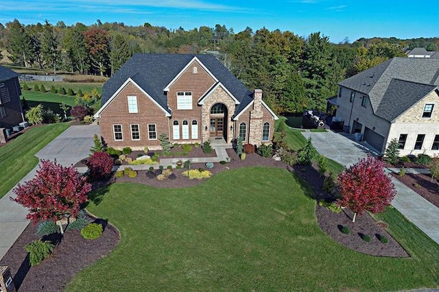 view of front of house with a front lawn