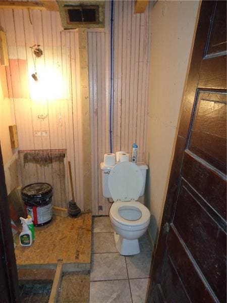 bathroom with toilet