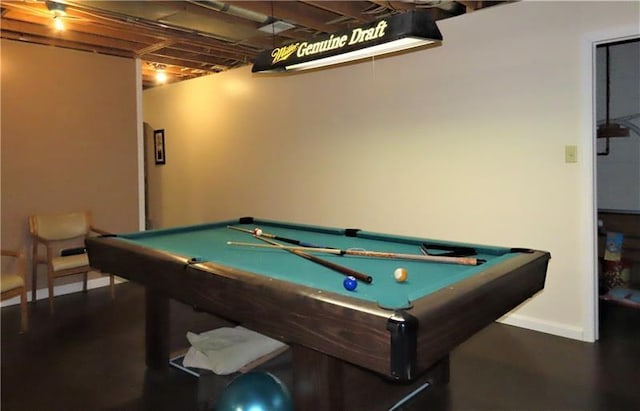 game room featuring billiards