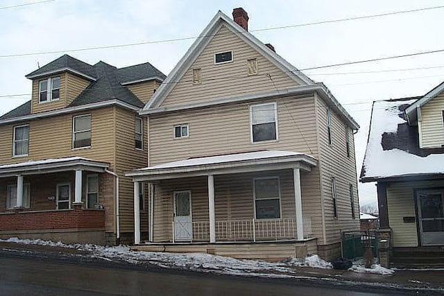 view of front facade with covered porch