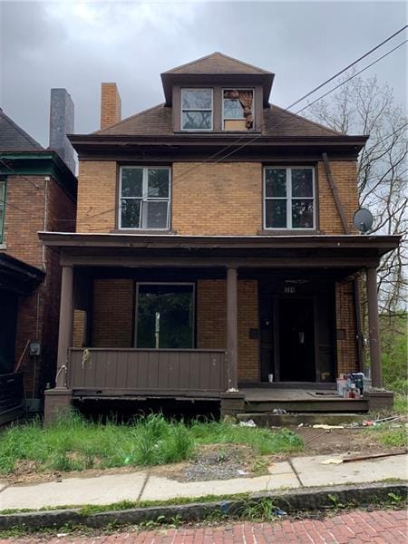 view of front of home with a porch