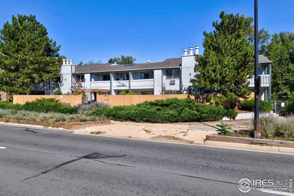1945 Canyon Blvd, Boulder, CO 80302 - single story home featuring fence and stucco siding