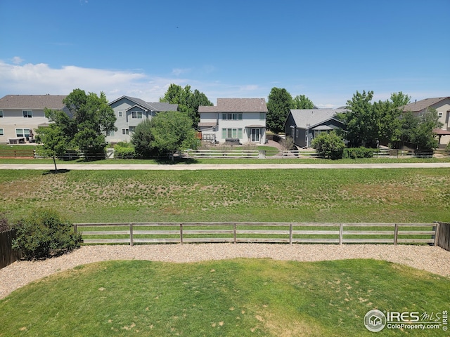 view of yard featuring a rural view