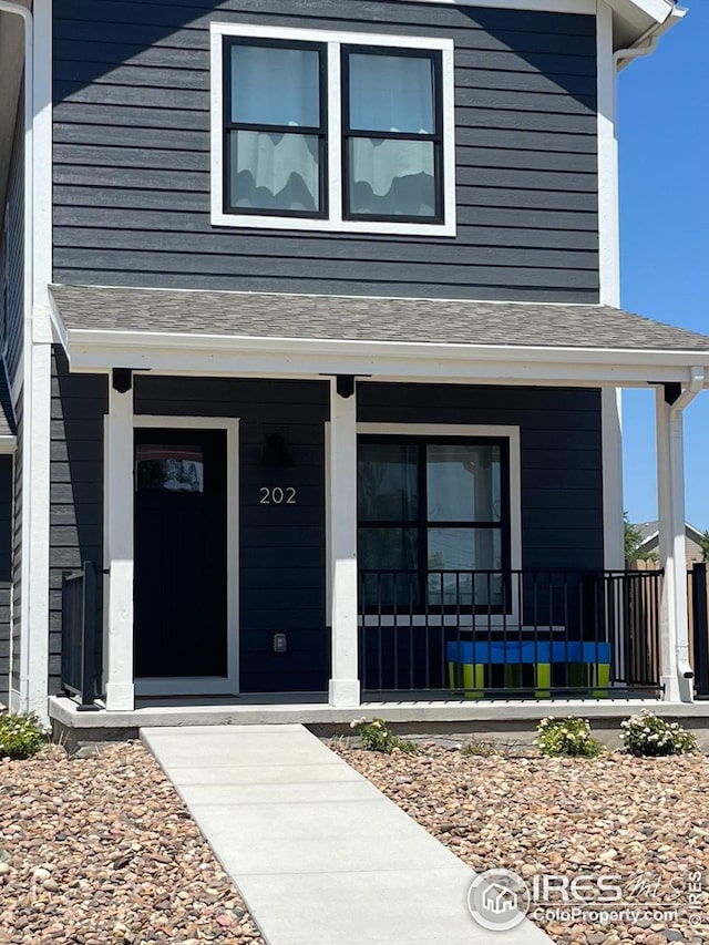 view of front of property with a porch