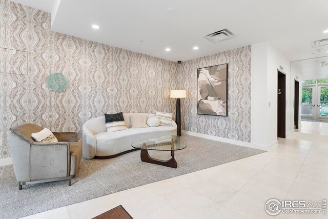 1155 Canyon Blvd Unit 205, Boulder, CO 80302 - living area featuring recessed lighting, wallpapered walls, and baseboards