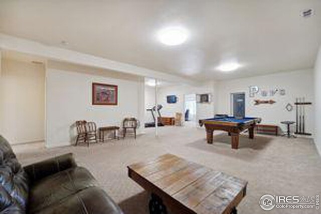 playroom featuring carpet floors and billiards