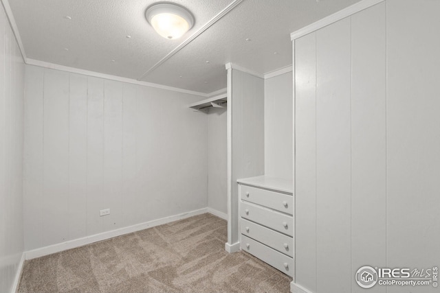 basement with ceiling fan