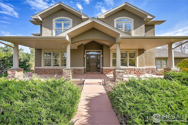 view of front of property featuring a porch