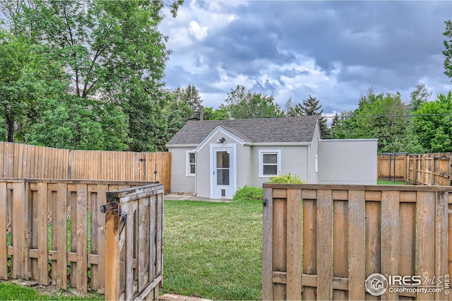 1127 W Mulberry St, Fort Collins, CO 80521 - view of yard with an outbuilding