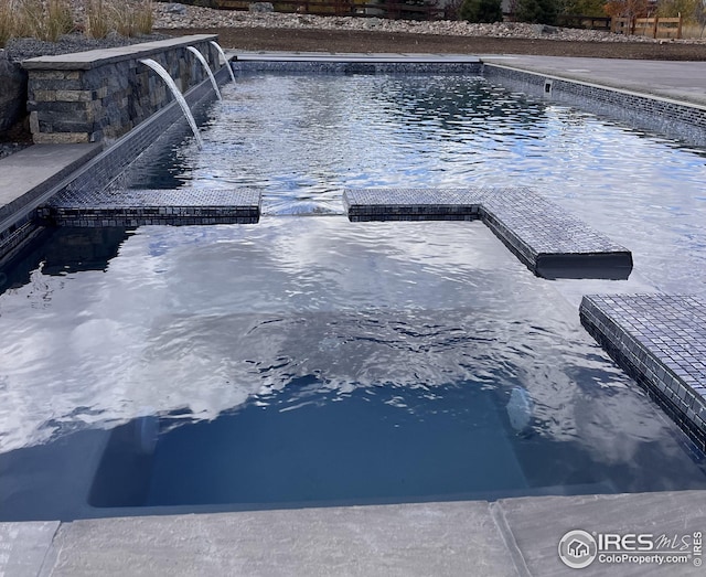view of outdoor pool