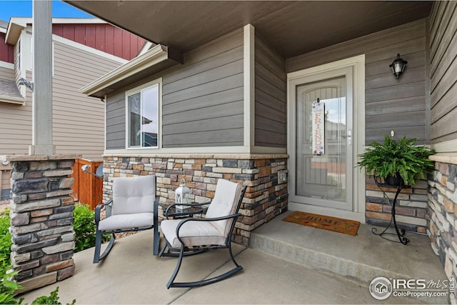 view of patio featuring covered porch