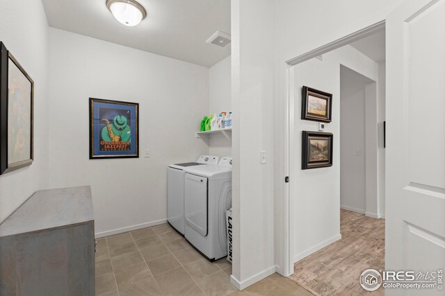 full bathroom featuring vanity, toilet, and shower / tub combo