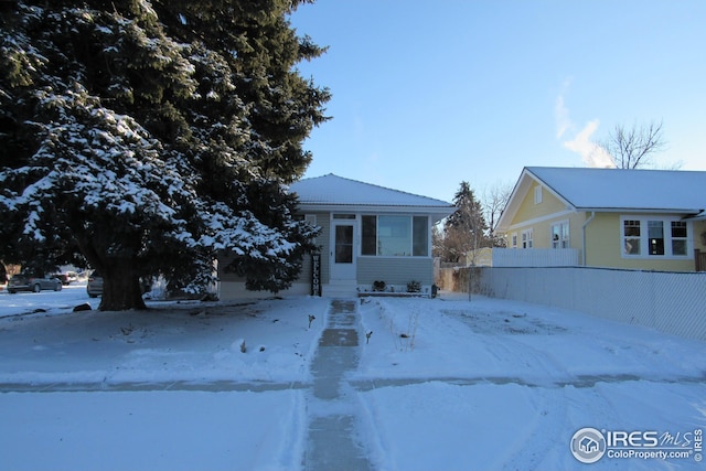 view of front of property