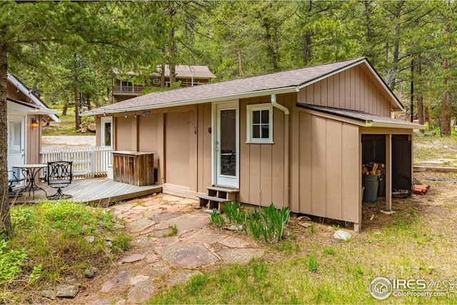 view of outbuilding