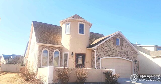 view of front facade with a garage