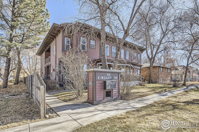 view of front of house