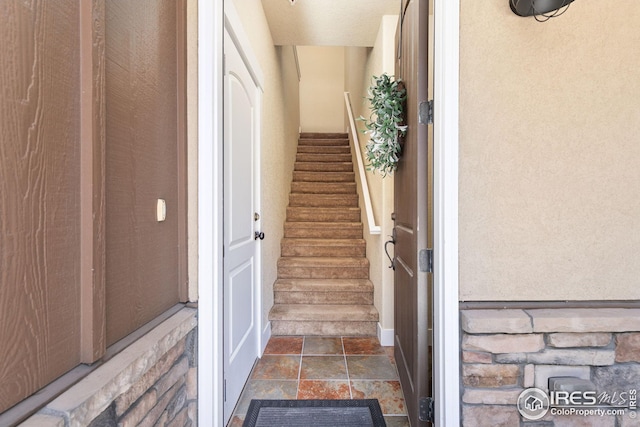 5850 Dripping Rock Ln, Fort Collins, CO 80528 - view of stairs