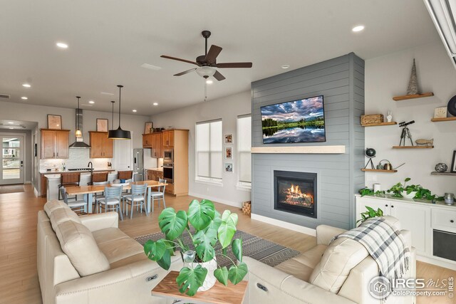 Listing photo 3 for 1735 Long Shadow Dr, Windsor CO 80550