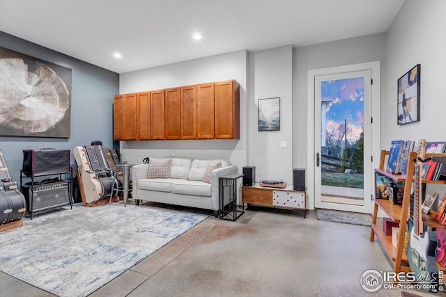 8568 Foxhaven Ct, Niwot, CO 80503 - living area with recessed lighting and finished concrete floors