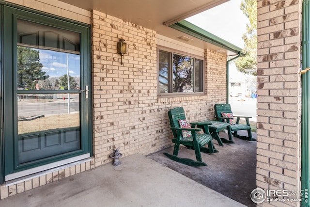 701 43rd Ave, Greeley, CO 80634 - view of patio with covered porch