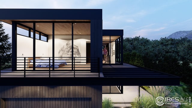 exterior space featuring a balcony