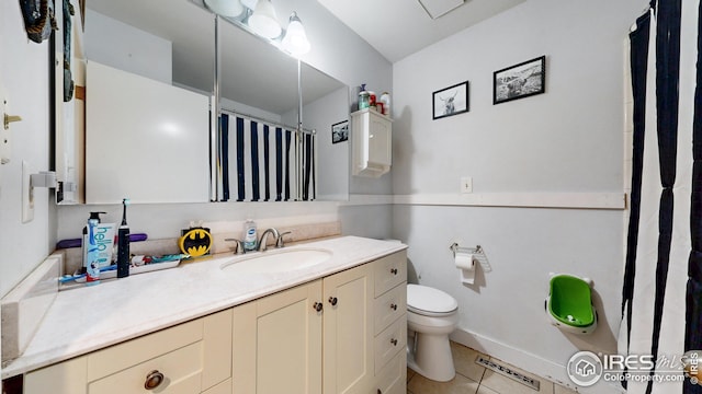 2706 Balmoral Ct, Fort Collins, CO 80525 - full bathroom with tile patterned flooring, vanity, toilet, a shower with curtain, and visible vents