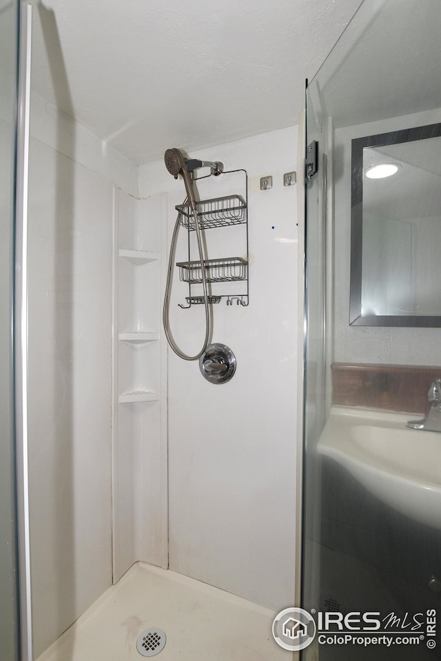 1021 5th St, Greeley, CO 80631 - full bath with a shower stall