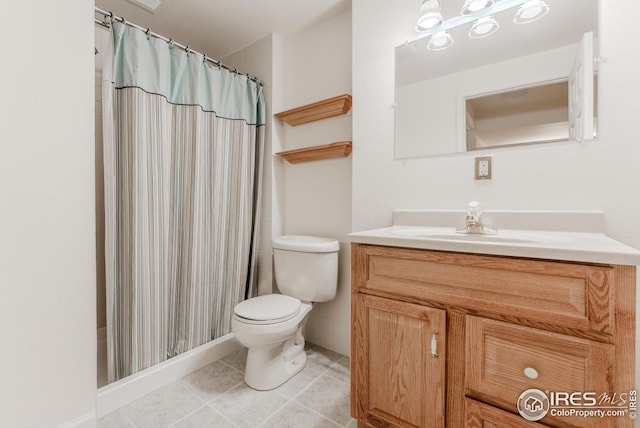 full bathroom featuring a shower with shower curtain, toilet, tile patterned flooring, and vanity