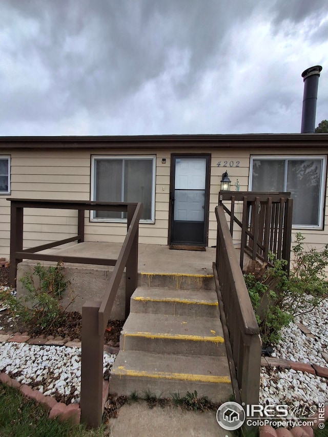 view of entrance to property