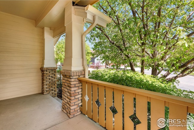 balcony with a porch